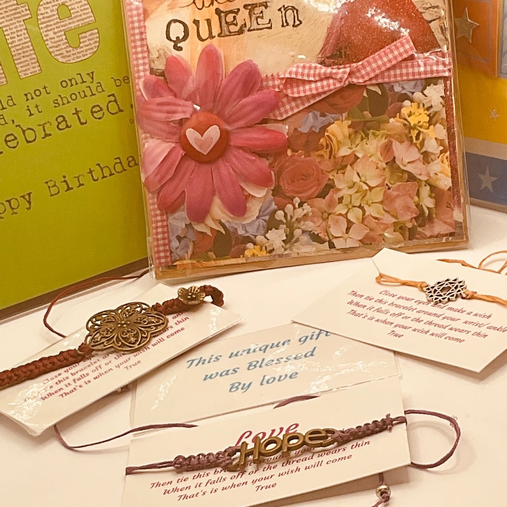Friendship card and bracelet